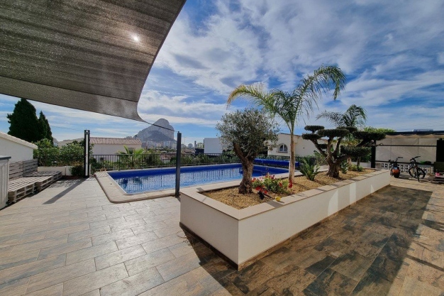 6 bed casa / chalet in Calpe / Calp
