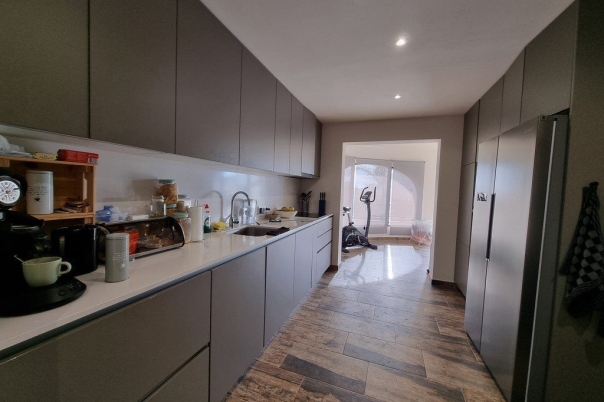 6 bed casa / chalet in Calpe / Calp