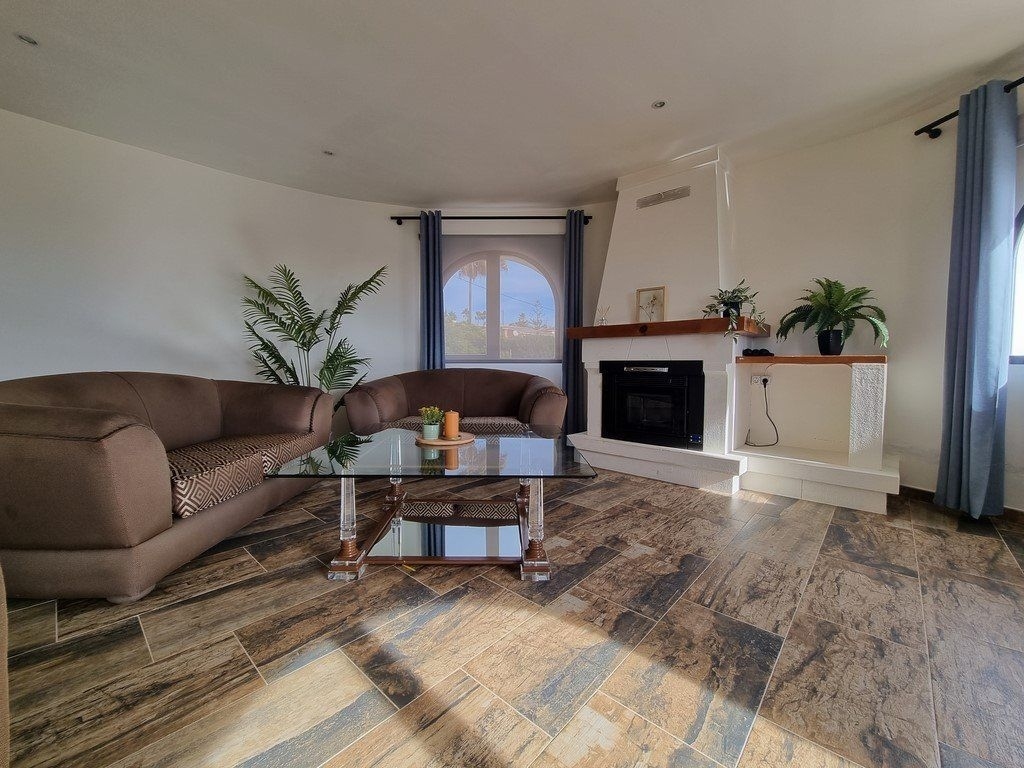 6 bed casa / chalet in Calpe / Calp