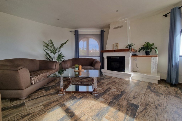 6 bed casa / chalet in Calpe / Calp