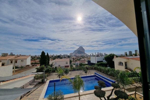 6 bed casa / chalet in Calpe / Calp