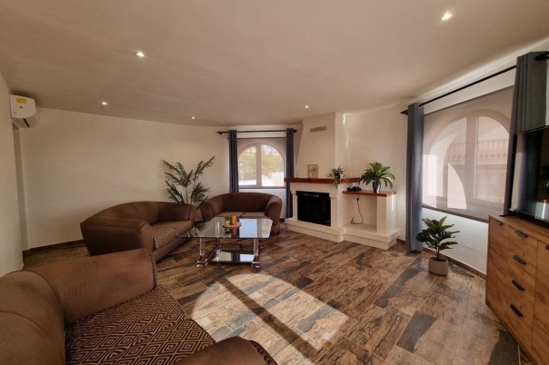 6 bed casa / chalet in Calpe / Calp