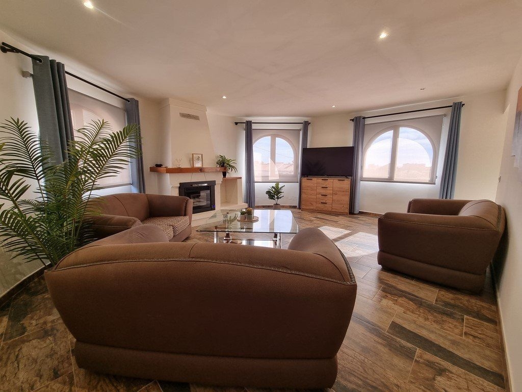 6 bed casa / chalet in Calpe / Calp