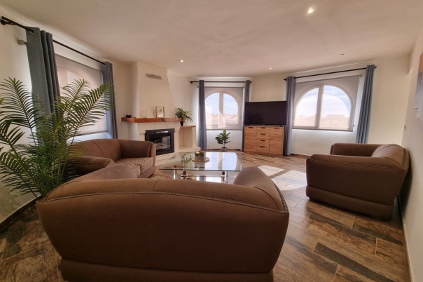 6 bed casa / chalet in Calpe / Calp