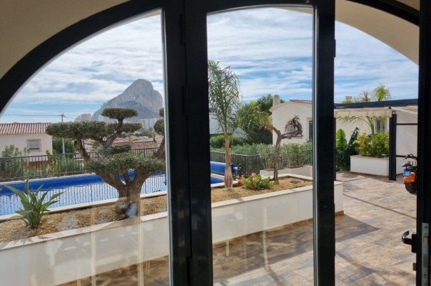 6 bed casa / chalet in Calpe / Calp