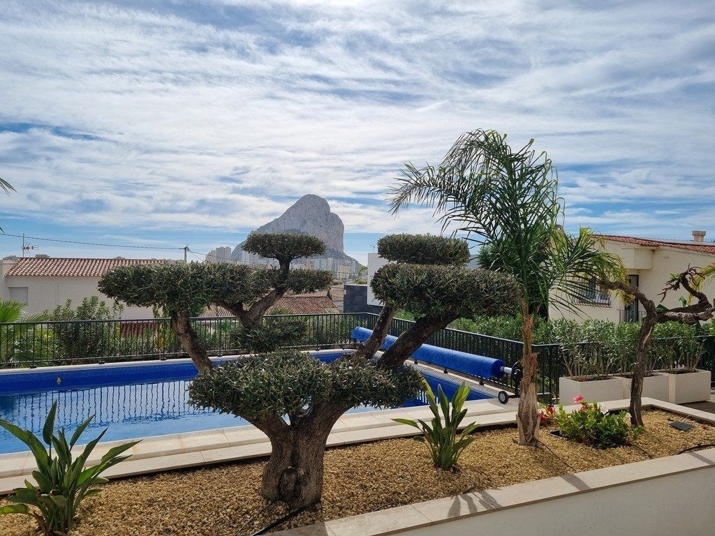 6 bed casa / chalet in Calpe / Calp