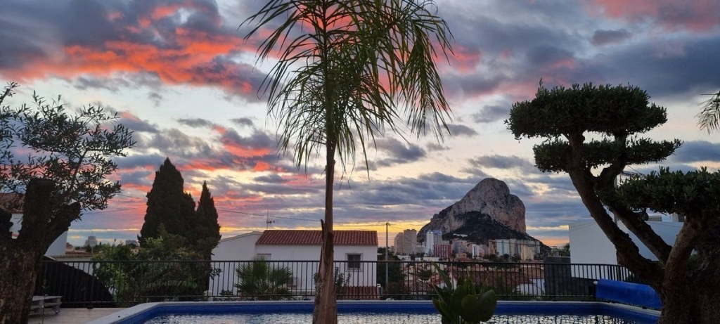 6 bed casa / chalet in Calpe / Calp