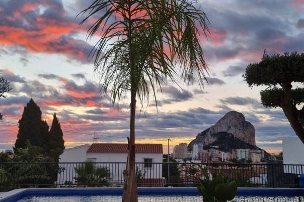 6 bed casa / chalet in Calpe / Calp