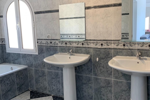 4 bed villa in Calp