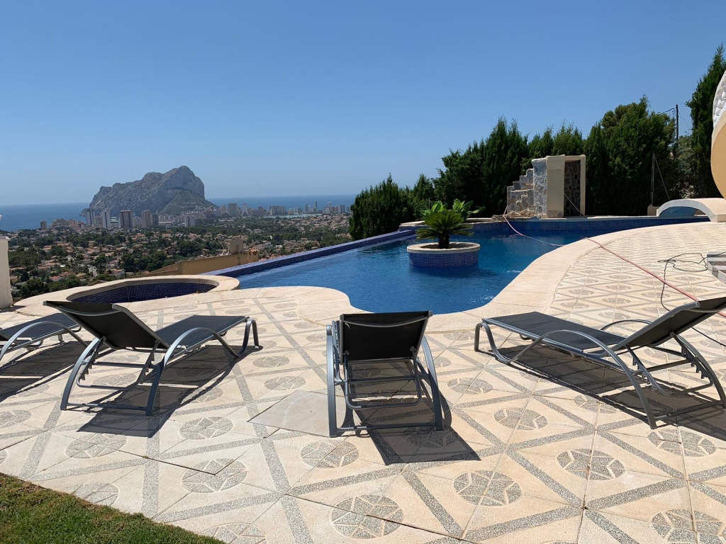 4 bed villa in Calp