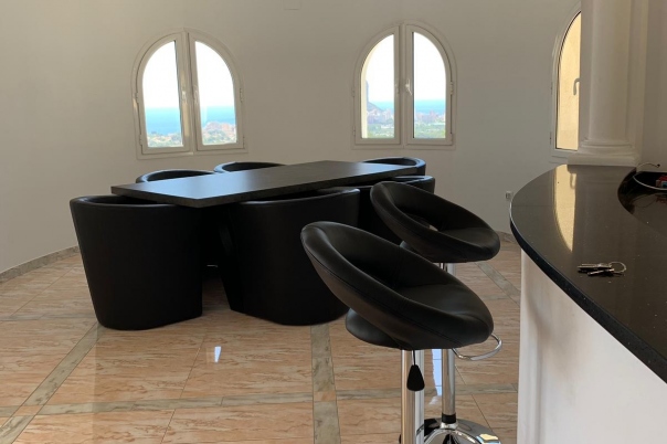 4 bed villa in Calp