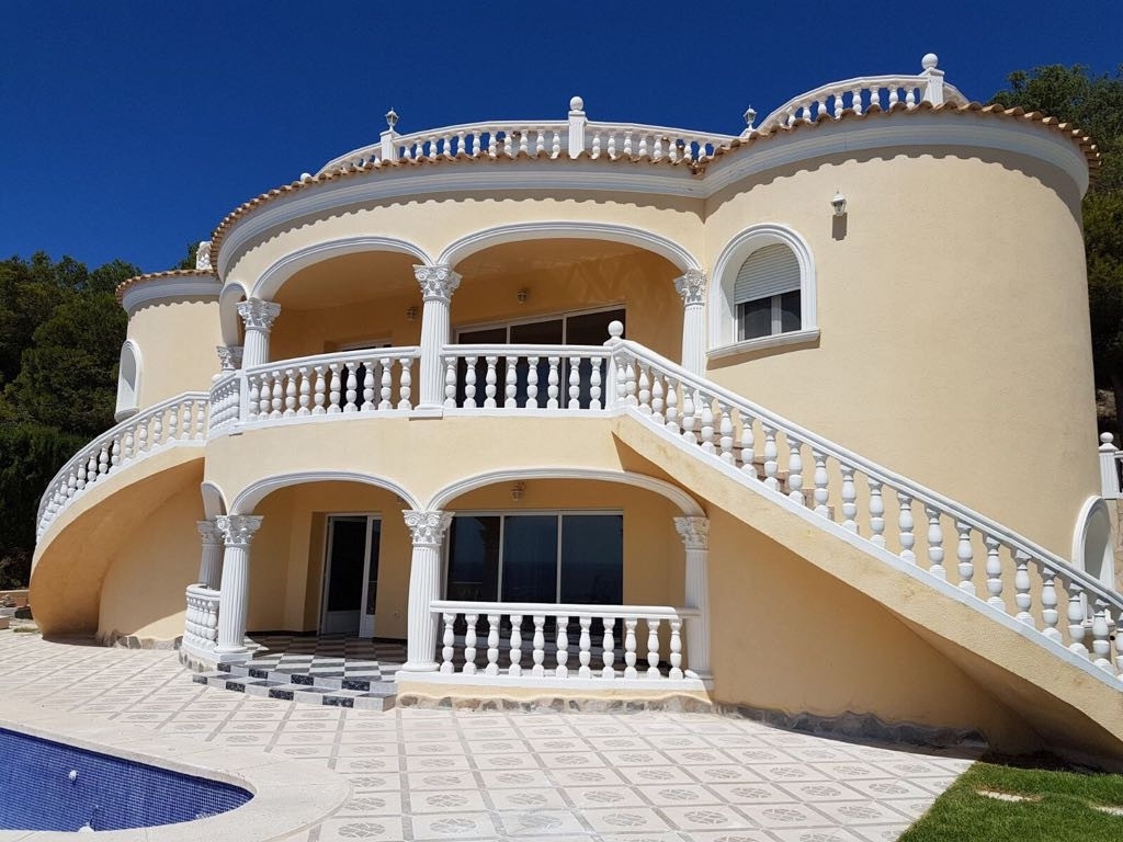 4 bed villa in Calp