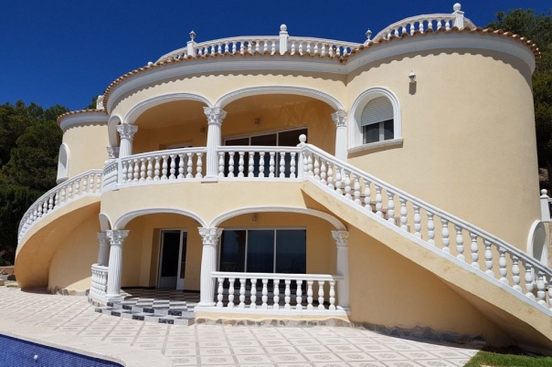 4 bed villa in Calp