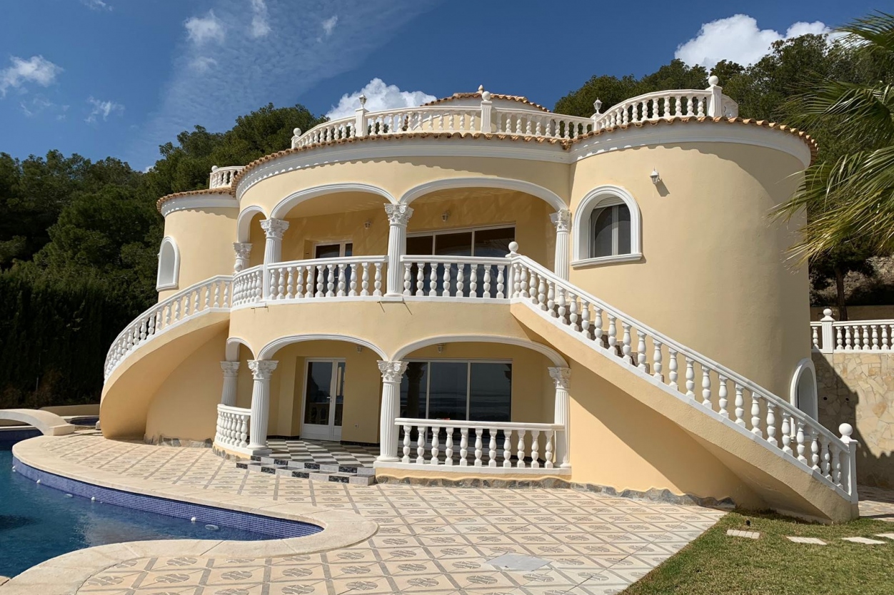 4 bed villa in Calp