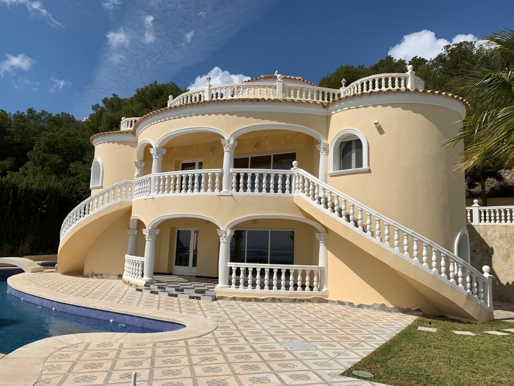 4 bed villa in Calp