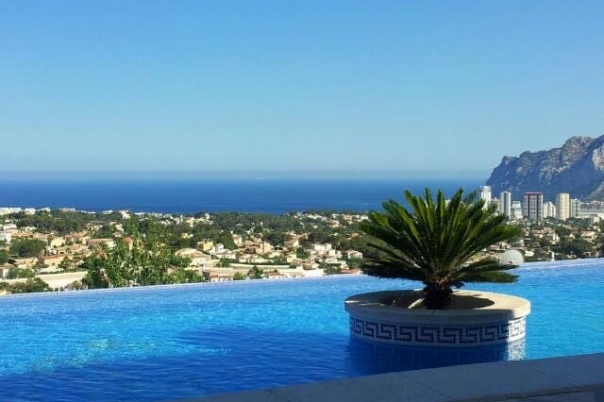 4 bed villa in Calp
