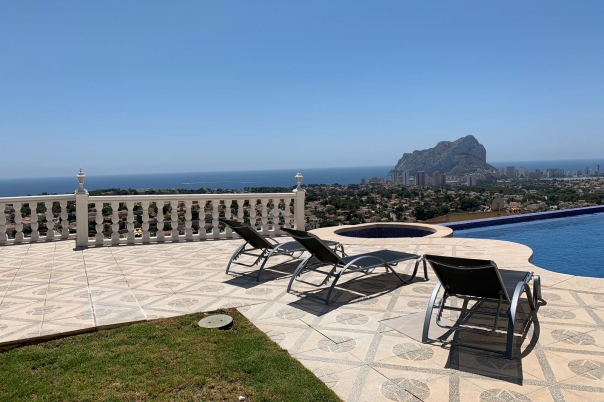 4 bed villa in Calp