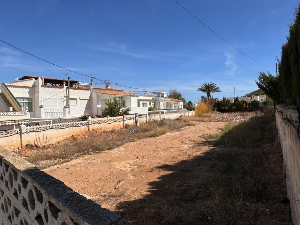 plot in Alfaz del Pi