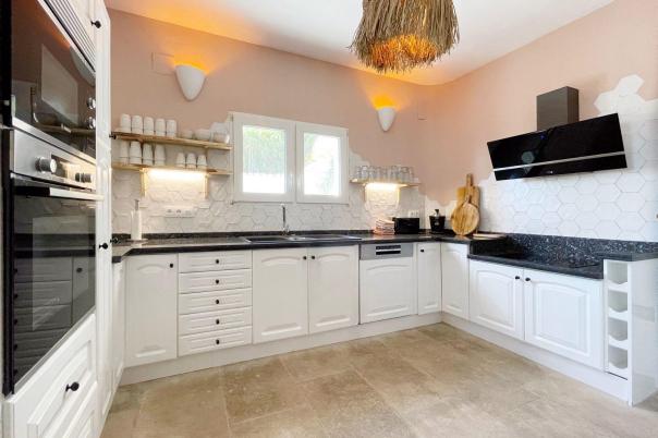 4 bed villa in Moraira