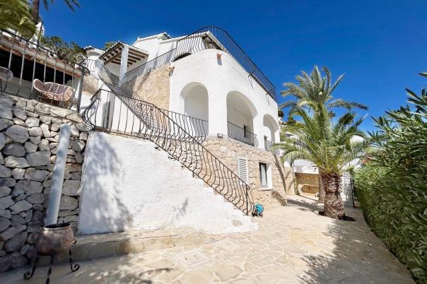 4 bed villa in Moraira