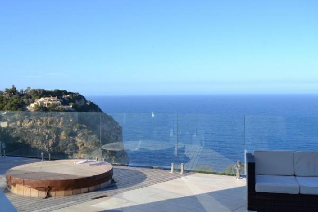 5 bed villas in Javea