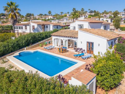 4 bed villas in Moraira