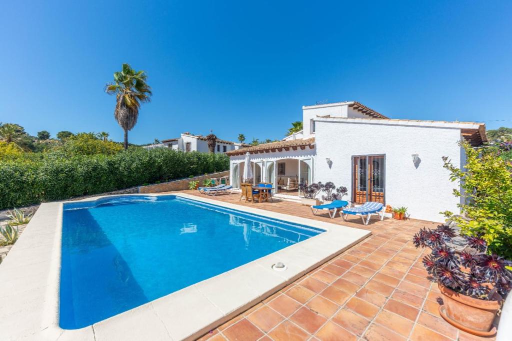 4 bed villas in Moraira