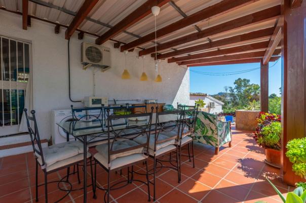 4 bed villas in Moraira