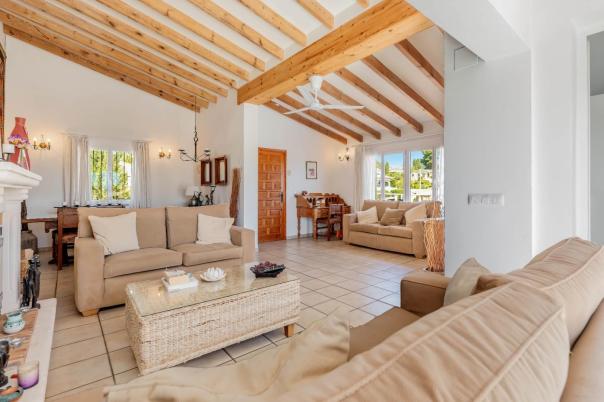 4 bed villas in Moraira