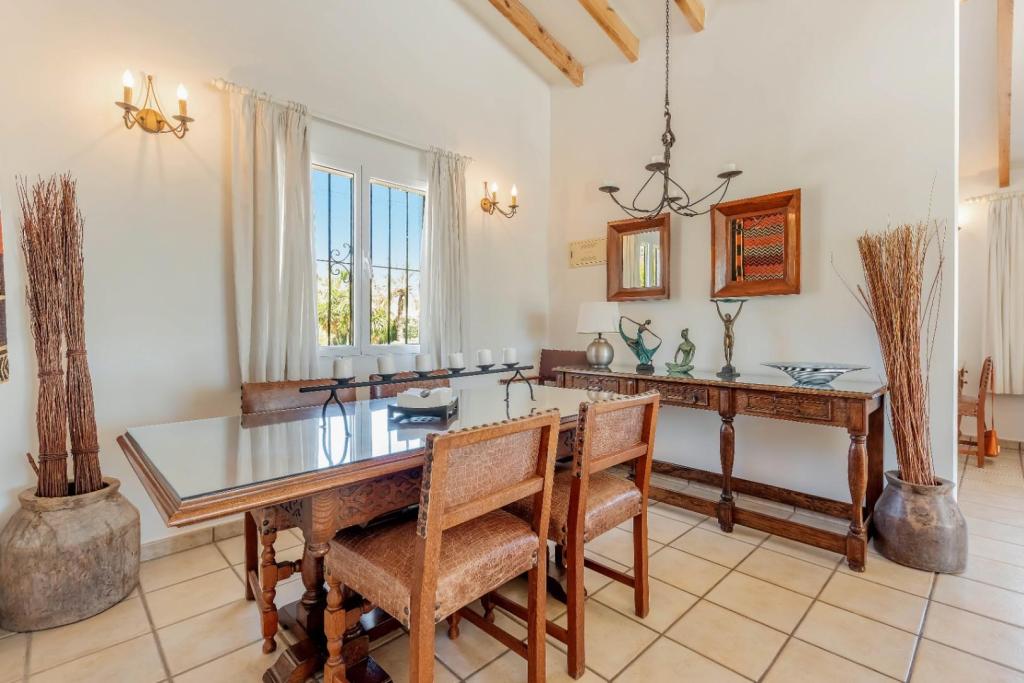4 bed villas in Moraira