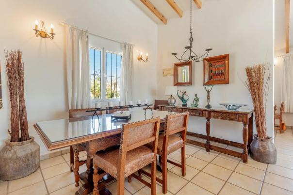 4 bed villas in Moraira