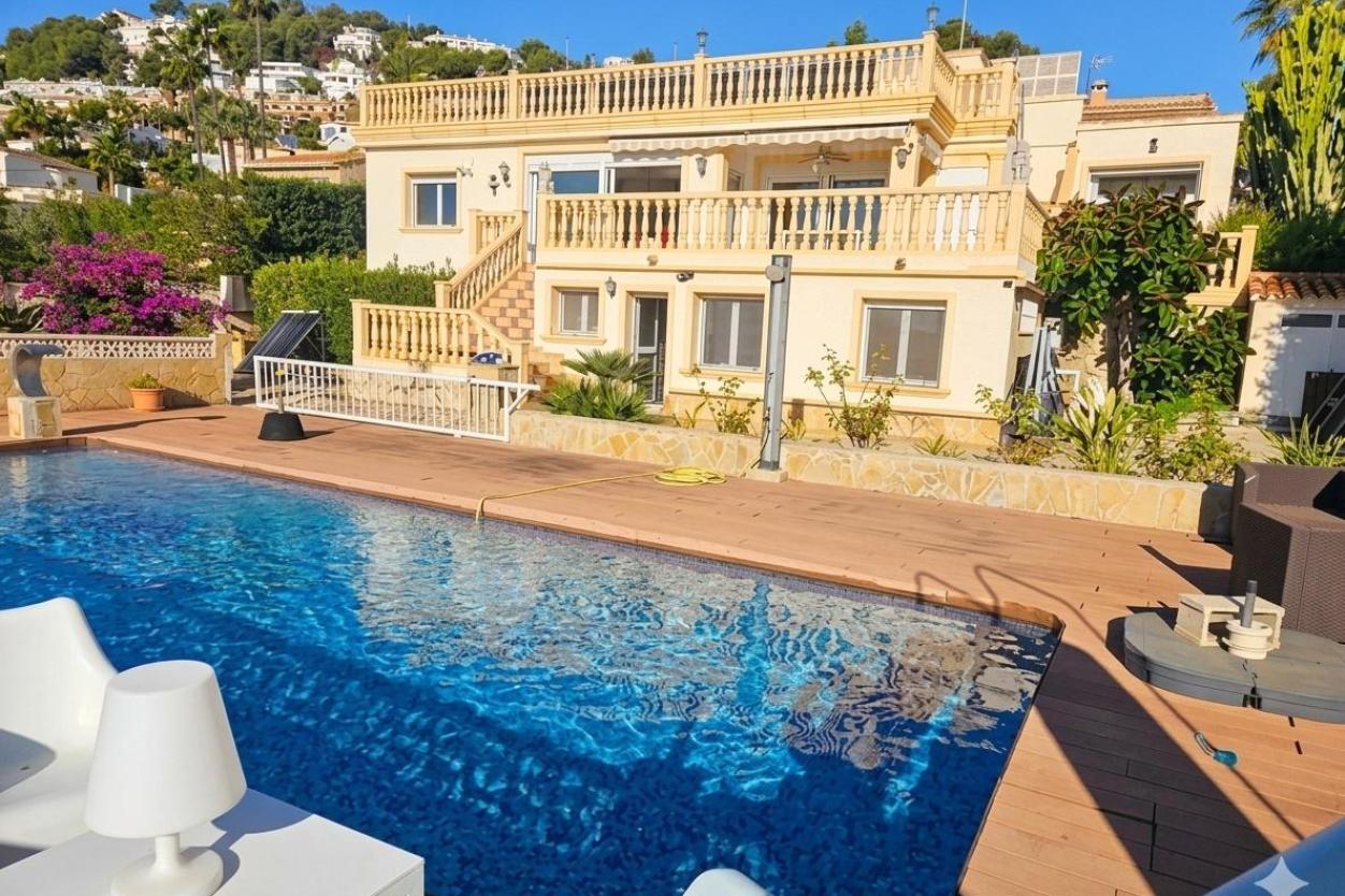 4 bed villas in Moraira