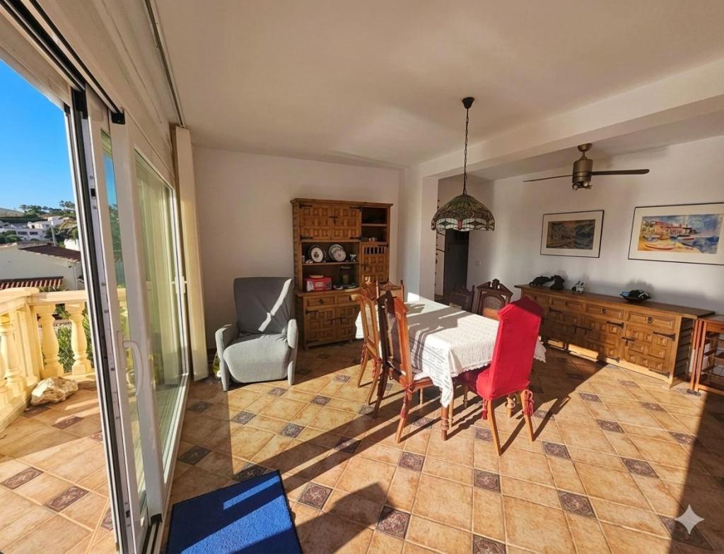 4 bed villas in Moraira