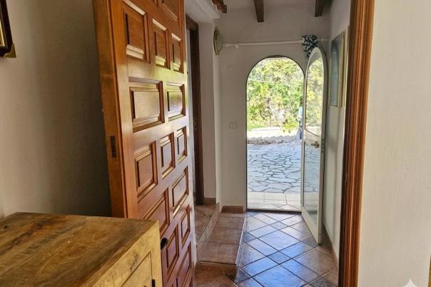 4 bed villas in Moraira