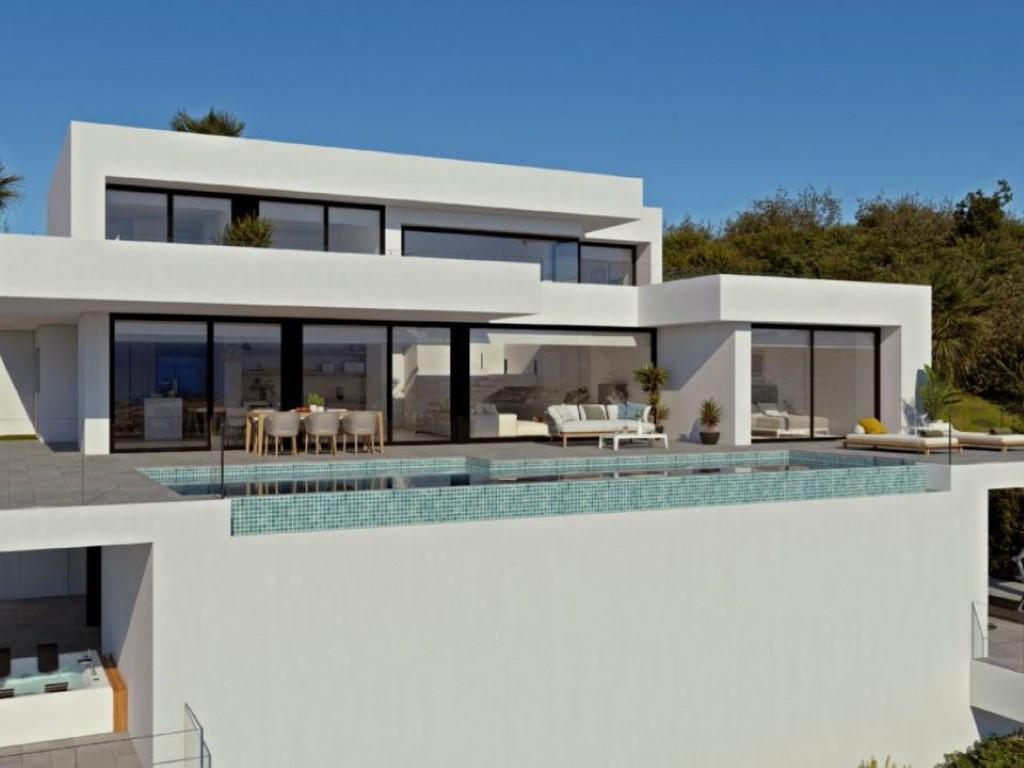 4 bed villa in Benitachell
