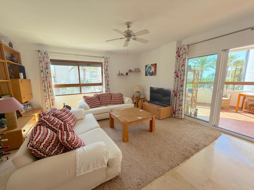 3 bed apartments - flats in Moraira