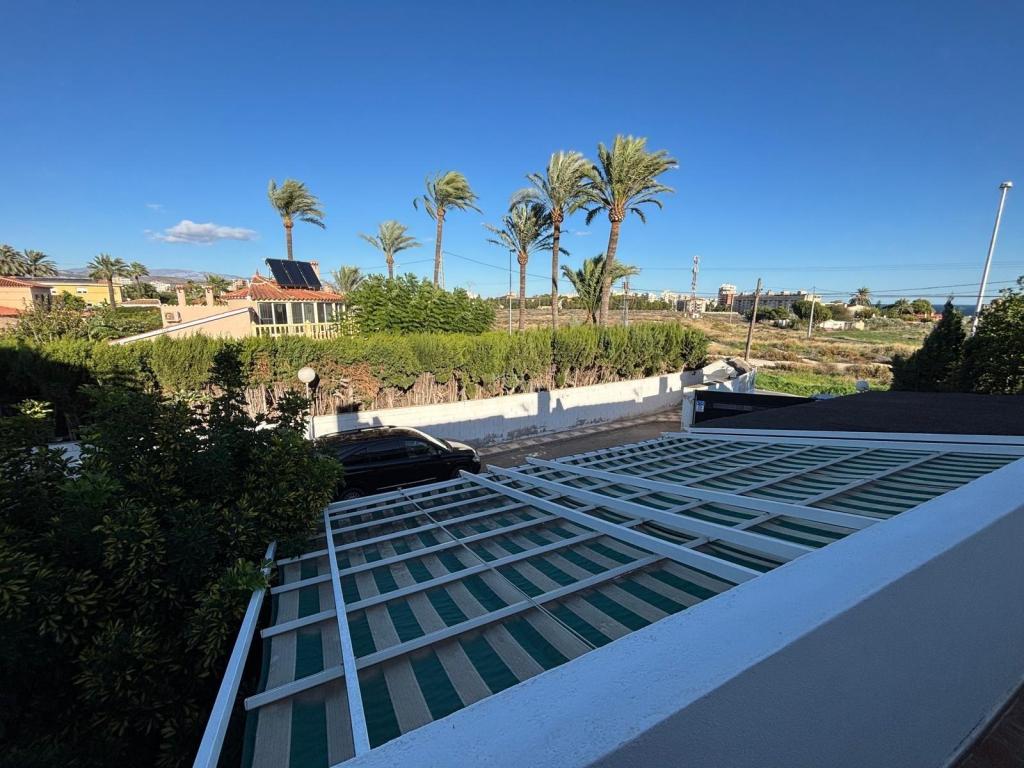 5 bed townhouse in Campello (el)