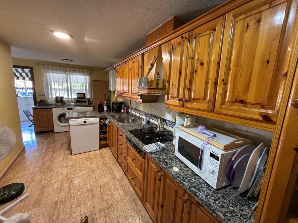 5 bed townhouse in Campello (el)