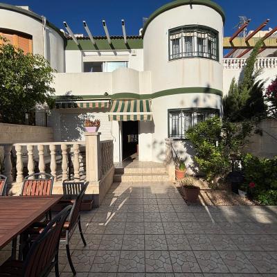 5 bed townhouse in Campello (el)