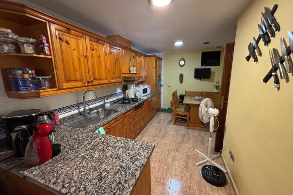 5 bed townhouse in Campello (el)