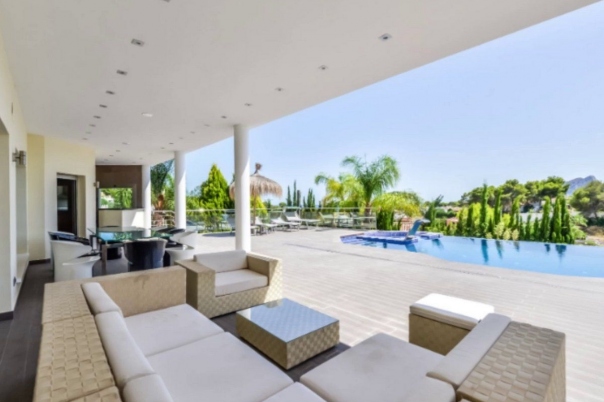 6 bed casa / chalet in Benissa