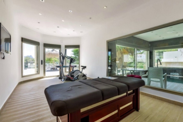 6 bed casa / chalet in Benissa