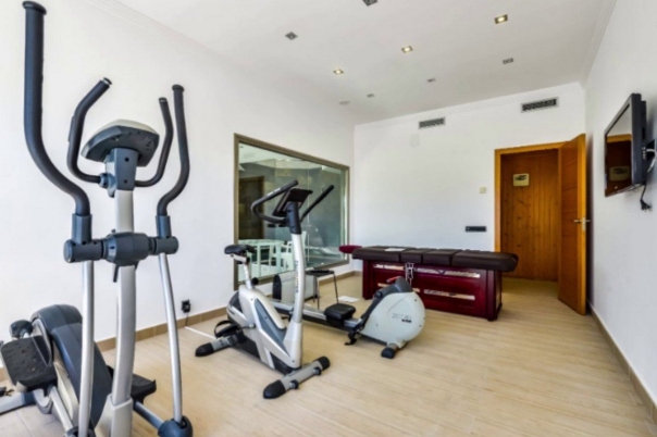 6 bed casa / chalet in Benissa