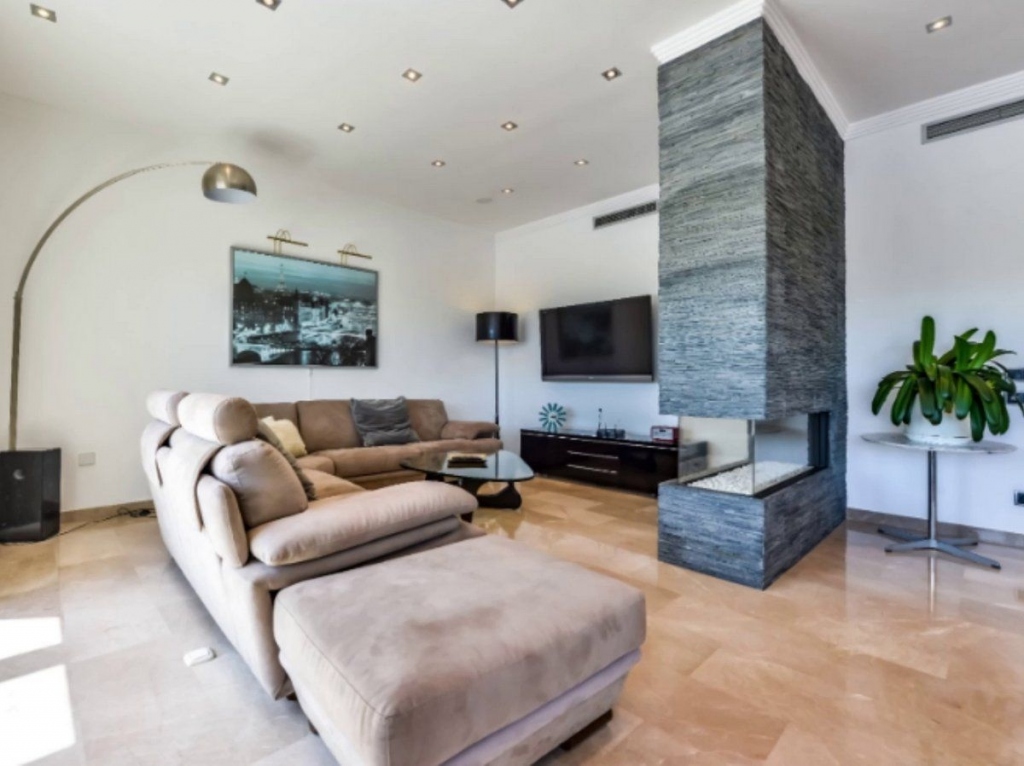 6 bed casa / chalet in Benissa