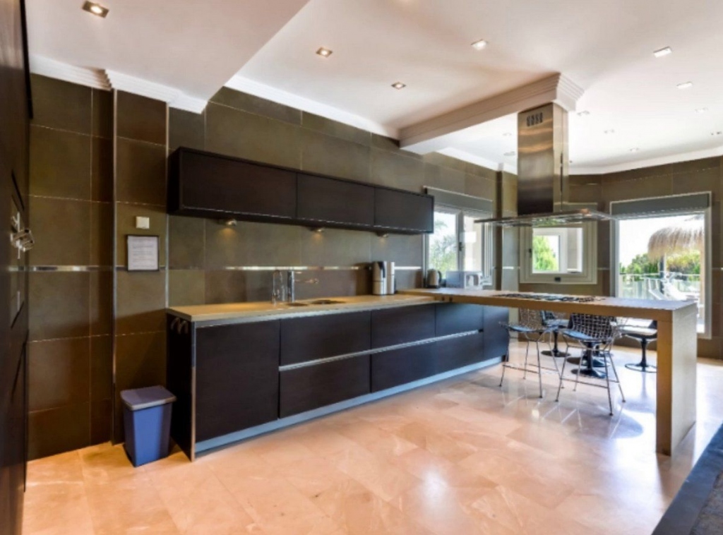 6 bed casa / chalet in Benissa