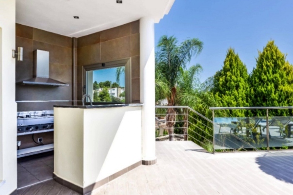 6 bed casa / chalet in Benissa