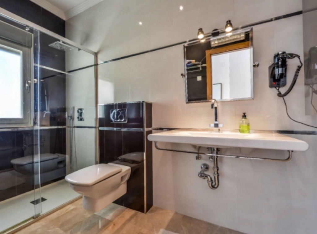 6 bed casa / chalet in Benissa