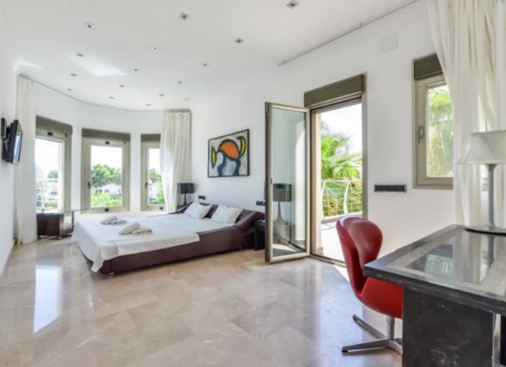 6 bed casa / chalet in Benissa