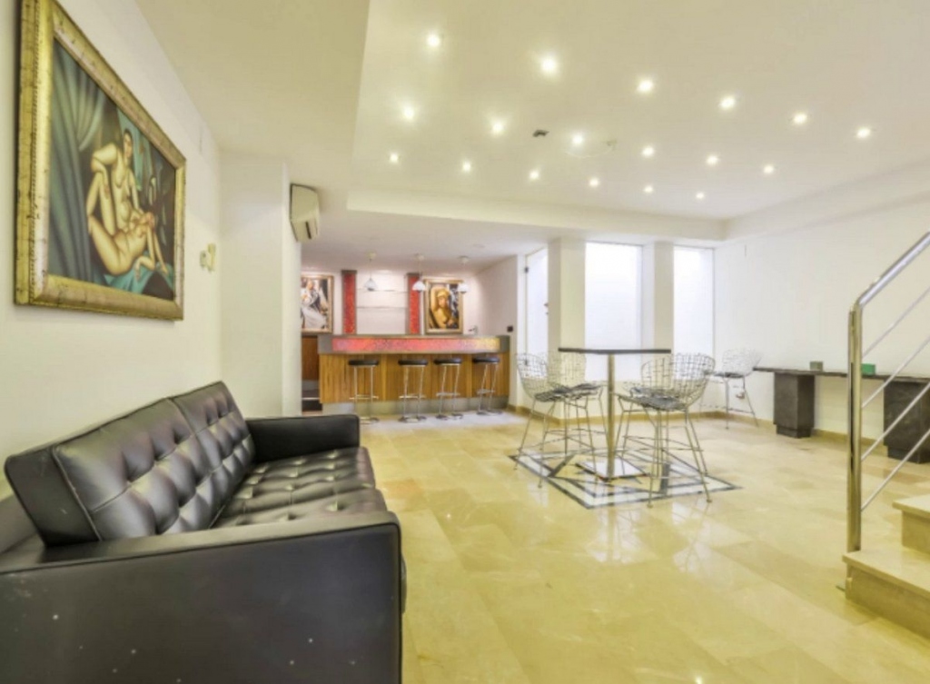 6 bed casa / chalet in Benissa