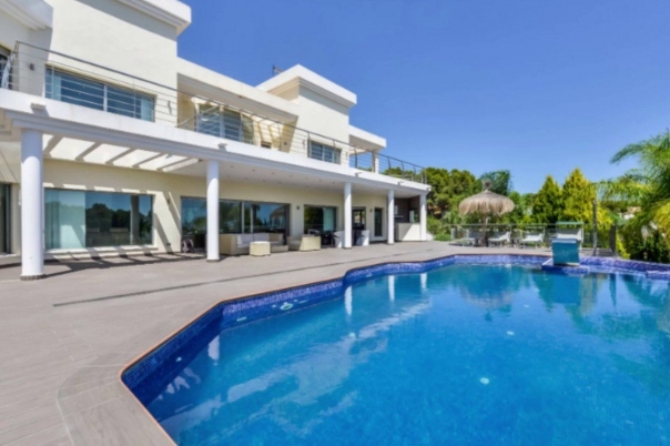6 bed casa / chalet in Benissa
